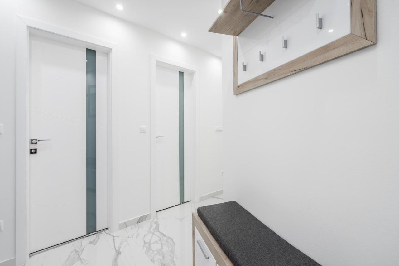 Kiraly 44 Luxury Apartment With Free Parking Budapest Luaran gambar